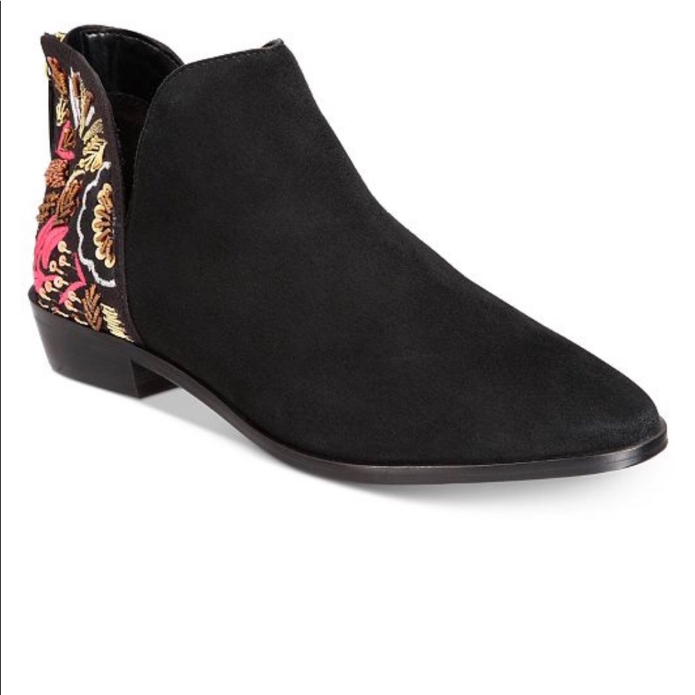 NWT Kenneth Cole Short Ankle Shootie Bootie